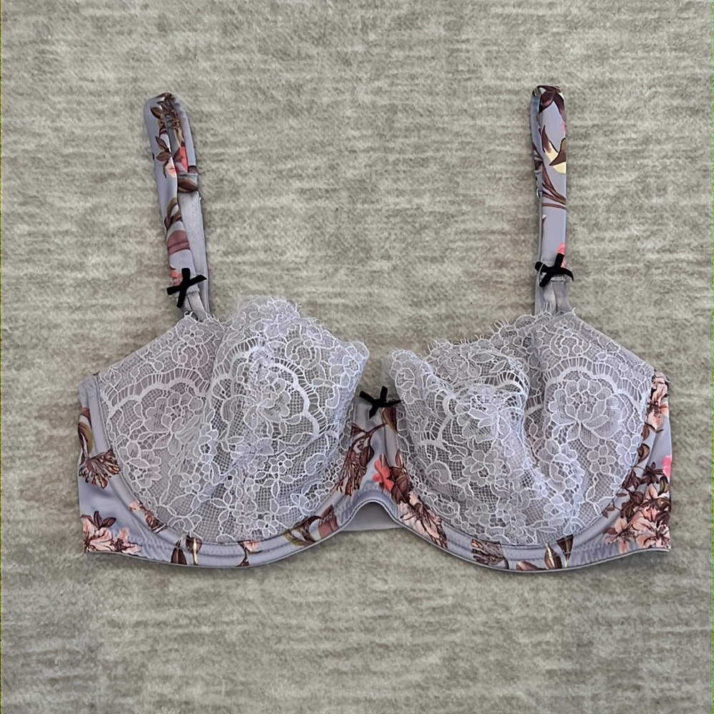Victoria’s Secret Dream‎ Angels Push-Up Without Padding Bra 32DD/E Lavender